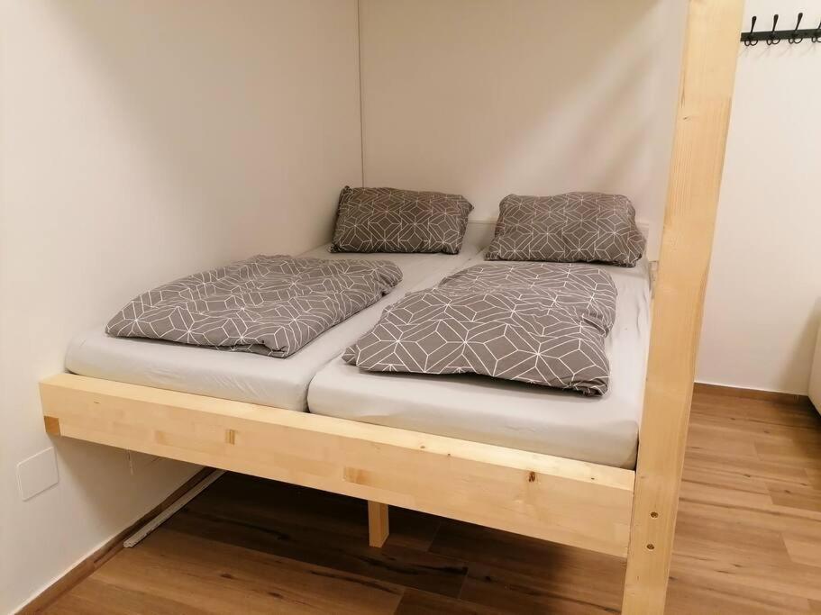Feine Wohnung Direkt Am Yppen- Und Brunnenmarkt Wien Exterior foto